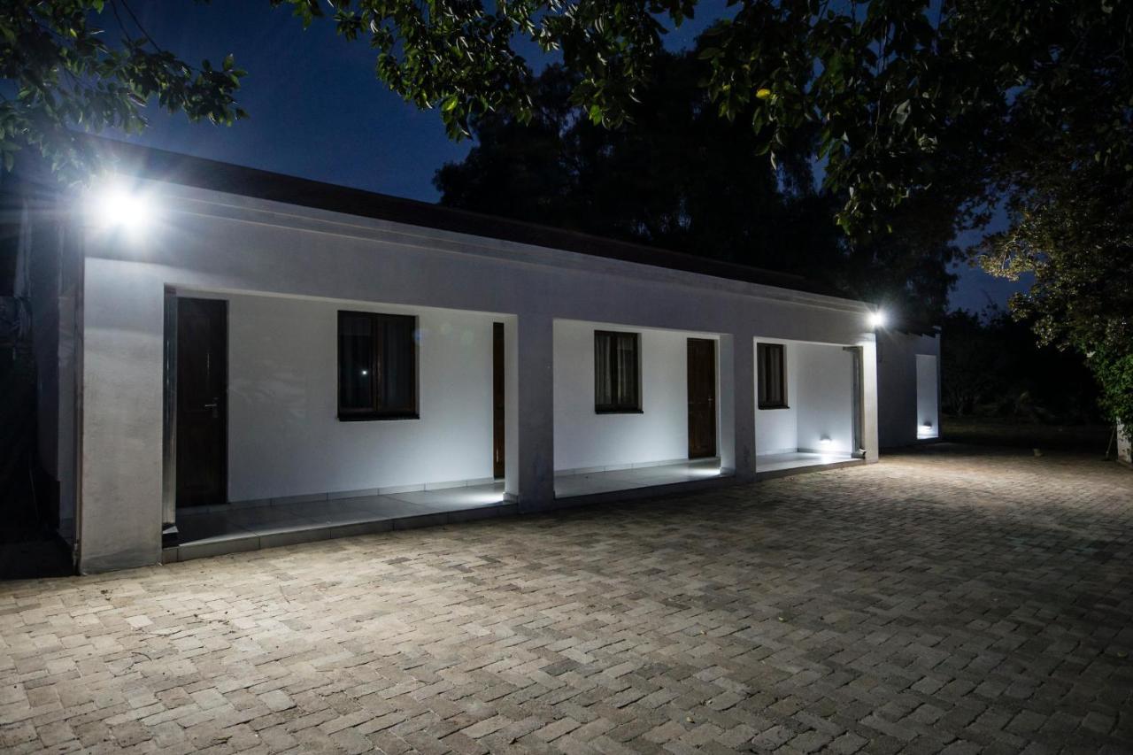 The Royal Guest House Klerksdorp Exterior foto
