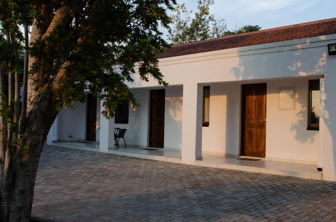 The Royal Guest House Klerksdorp Exterior foto